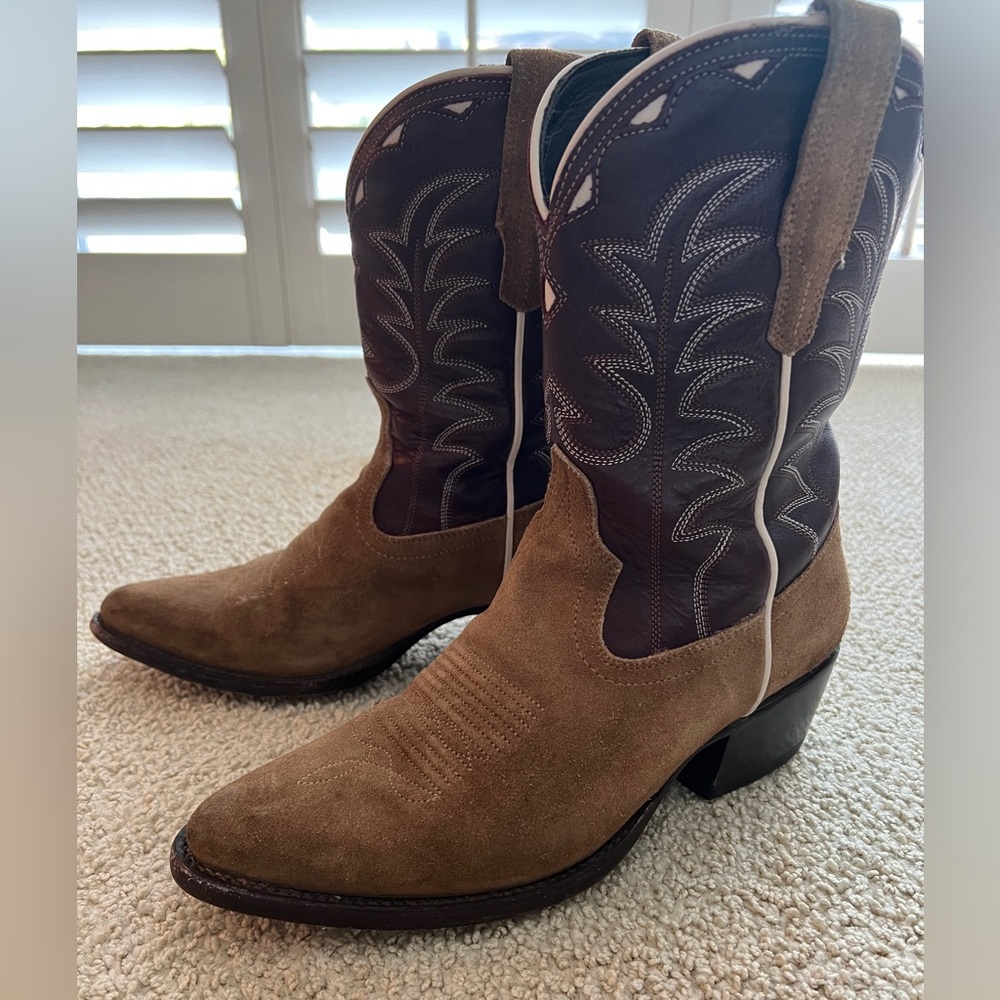Tecovas The Jolene Cowboy Boots with Western Stitching Rare Almond/Wine color